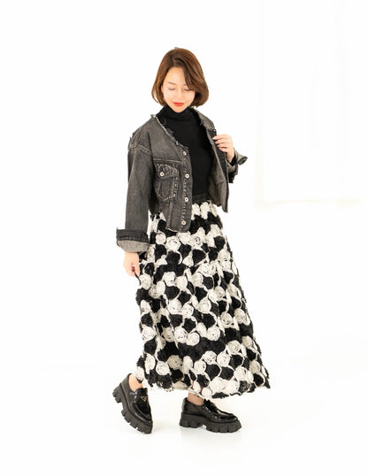 MONOTONE ROSE SKIRT