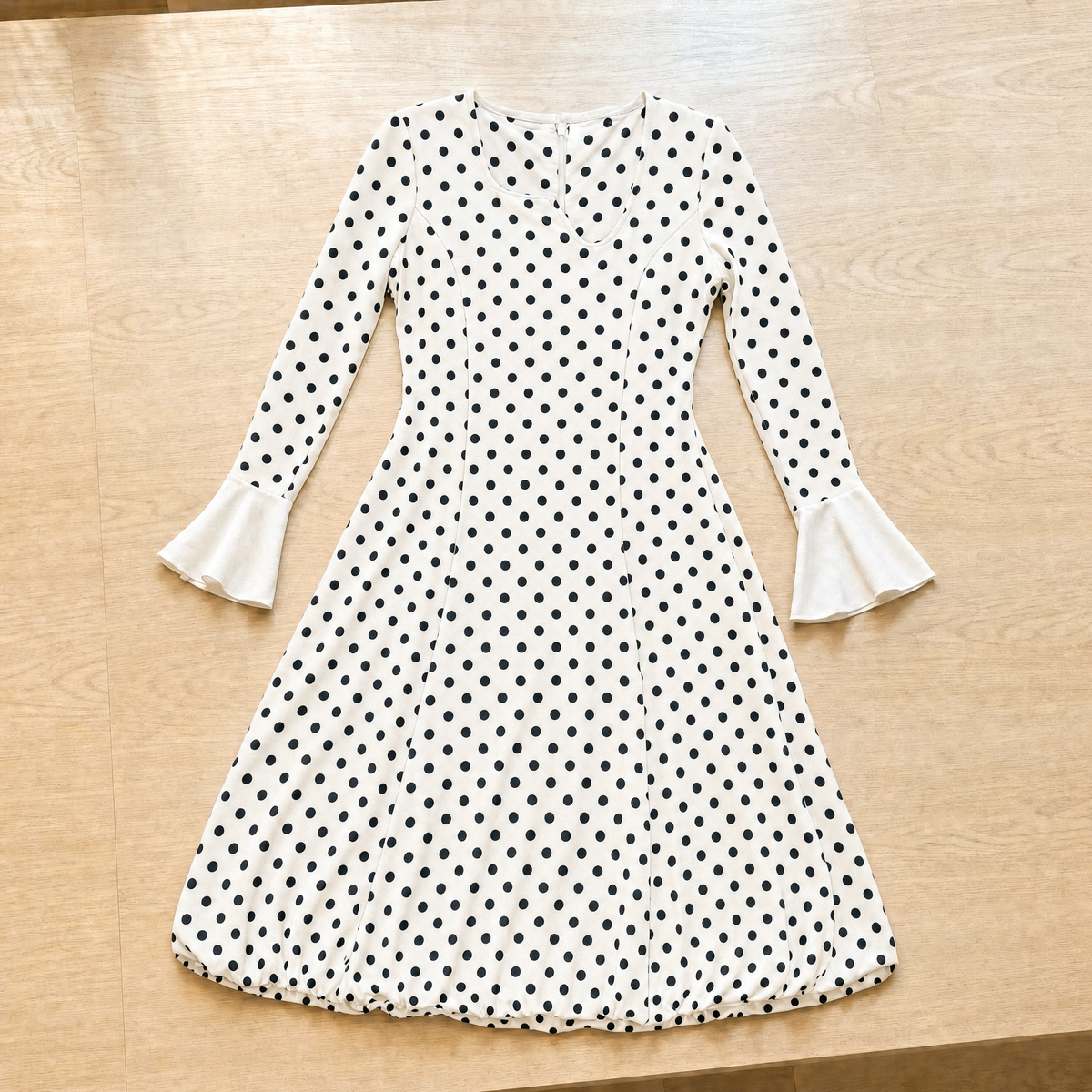 Wave dot onepiece